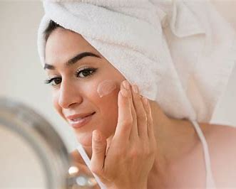 The Ultimate Guide to Achieving Radiant Skin with Glowova’s Beauty Tools